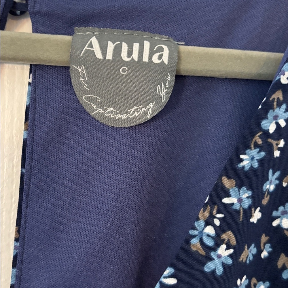 Arula V Neck Flutter Sleeve Tiered Skirt Floral Mini Dress in Navy Blue C or 3X - Picture 2 of 6